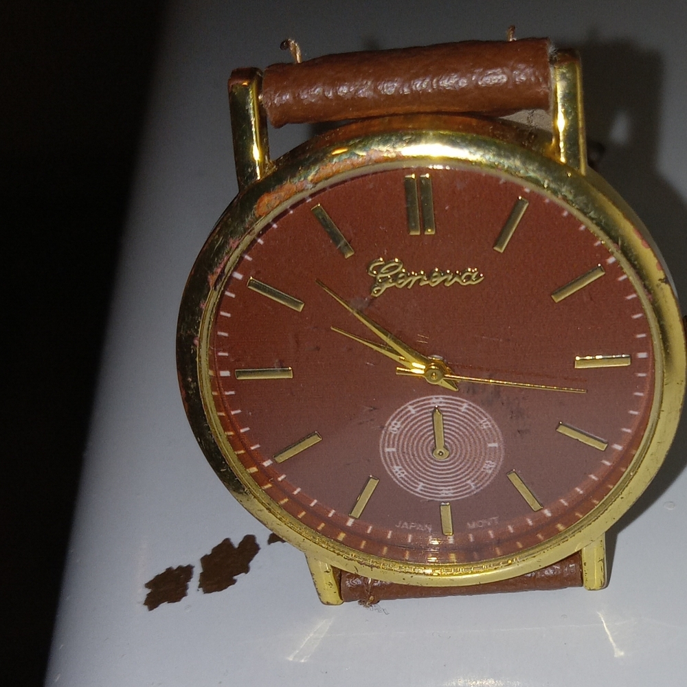 Raketa men's wristwatch with brown leather strap